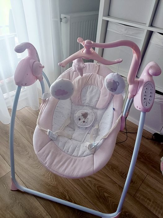 Balansoar electric pentru bebeluși, roz pudrat, în stare foarte bună