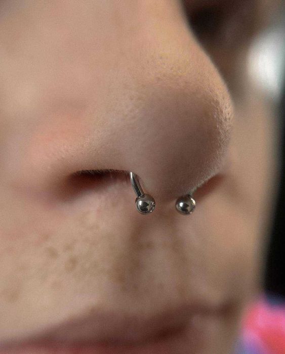 Пиърсинг във Варна