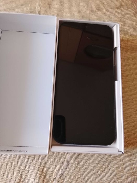 Vând telefon REDMI 15C dual SIM NOU