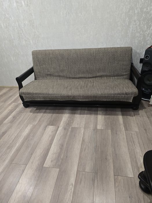 Продам диван и кресло бу самовывоз