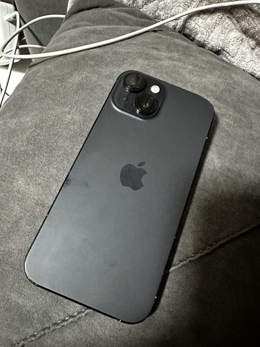 iPhone 15 128 гб  80 акб