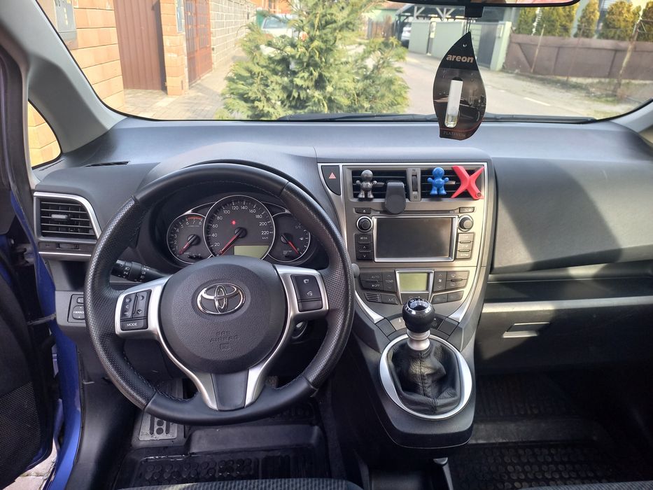 Toyota Verso S, 1.4 Benzina