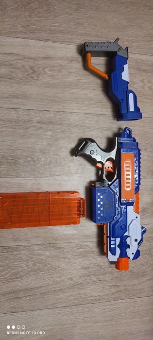 Продам автомат на батарейках
