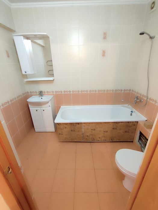 3-комн кв (1-40, 4 эт)