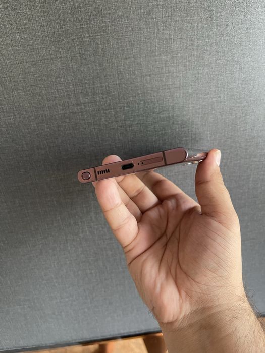 Samsung S22 Ultra Burgundy
