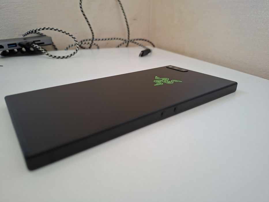 Razer 1 / геймърски  телефон / НОВ
