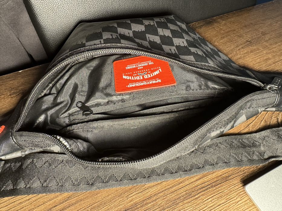 SPRAYGROUND Чанта limited edition