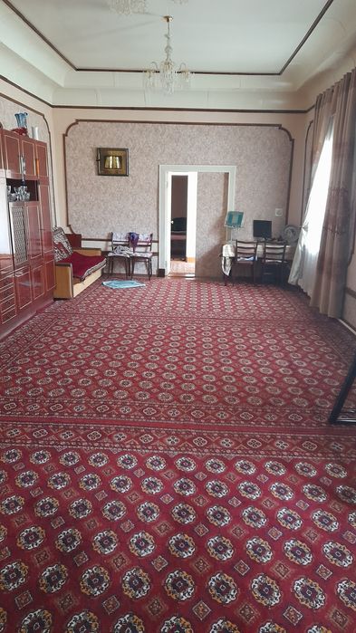 Эски шахарда 4 сотихли ховли сотилади. Манзил: 2 нчи компил