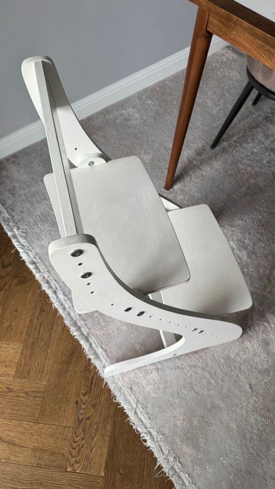 Детский растущий стул