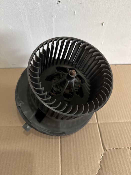 Ventilator aeroterma Volkswagen Golf 5 1.6 BLF 2006