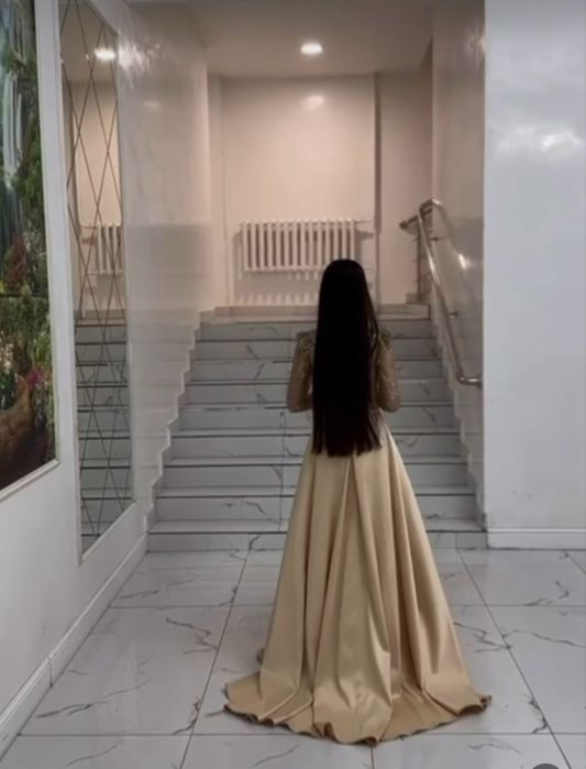 Вечернее платье.