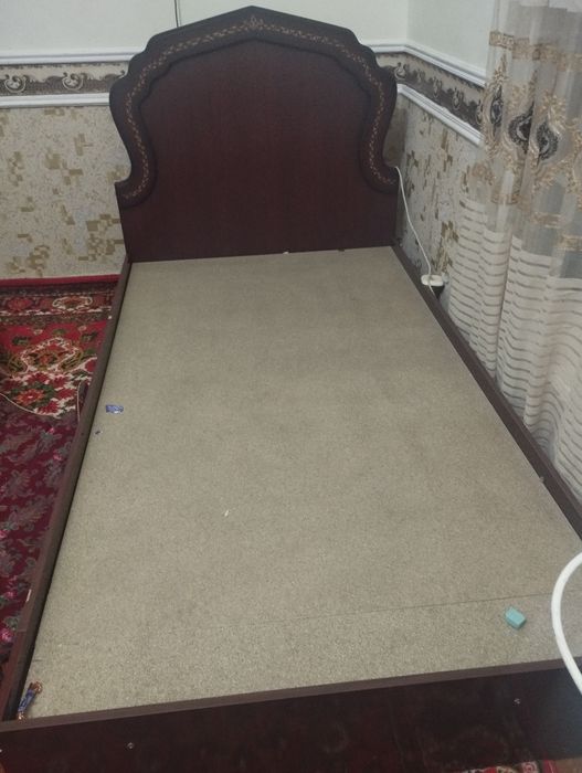 Одна спальня крават