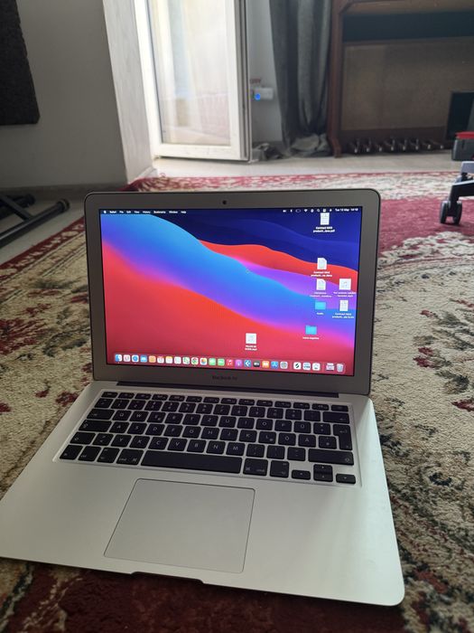 Macbook Air 13 inch 2014