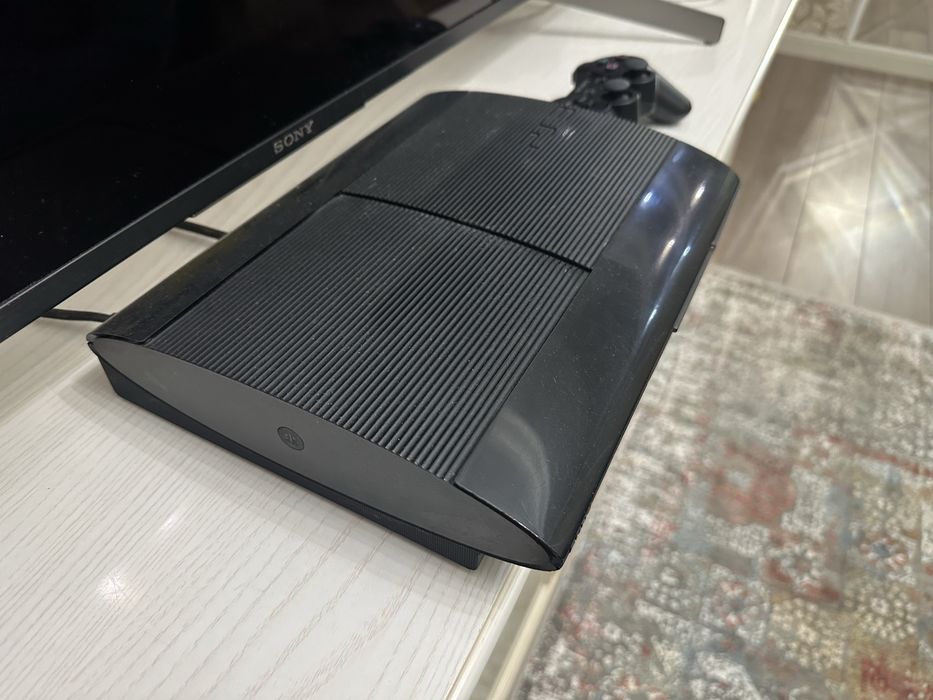 PlayStation 3 Super Slim 500 GB