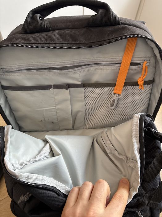 Фотографска раница LowePro BP 250 AW II