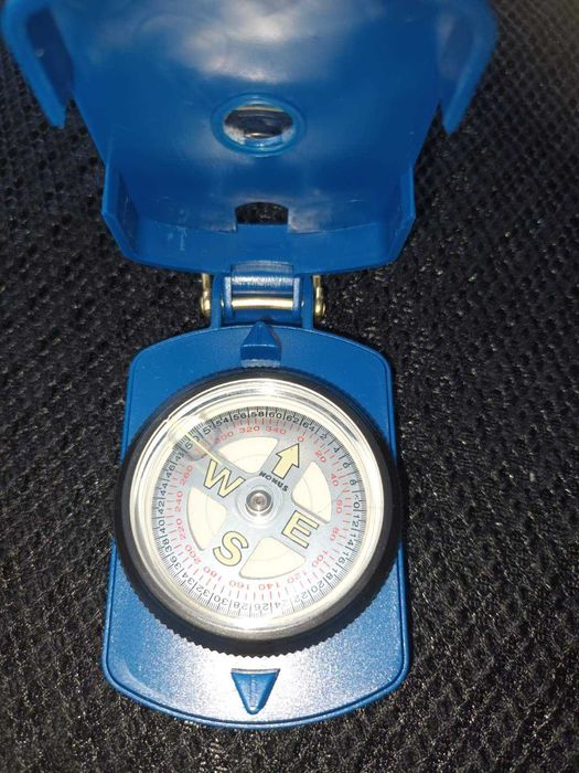 Компас Conus, нов