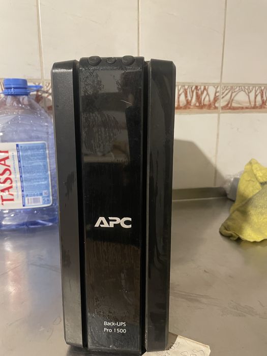 ИБП APC back-UPS pro 1500