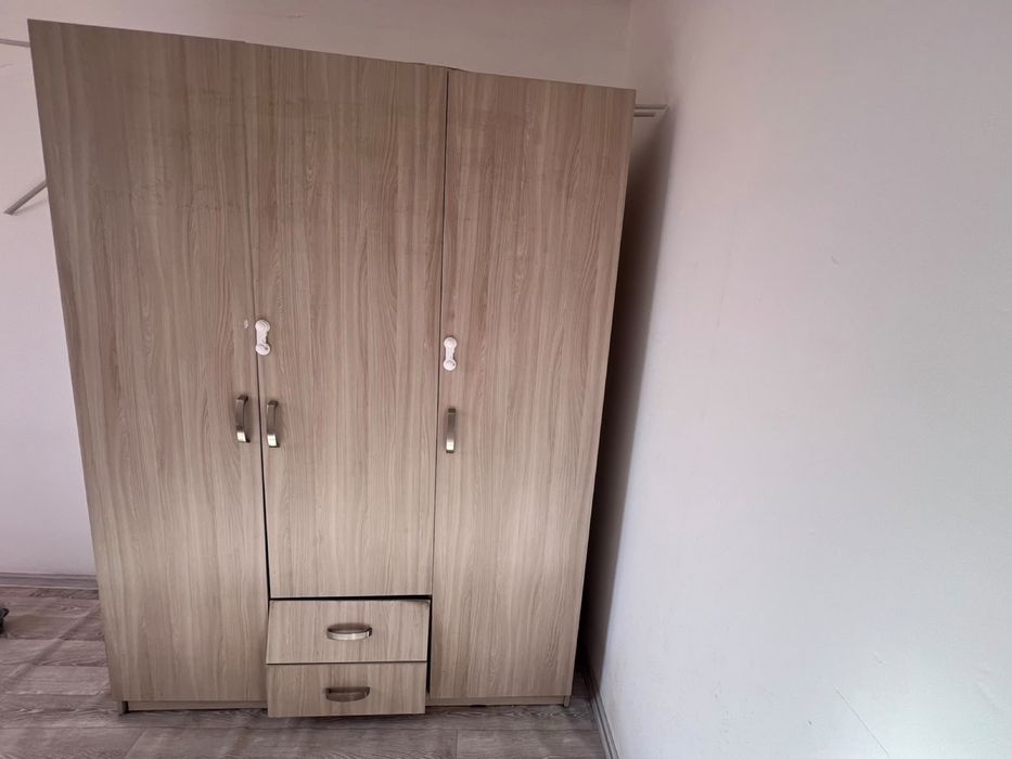Продам шифонер из Зеты