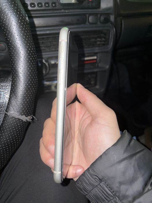 Iphone 11 в хорошем состоянии