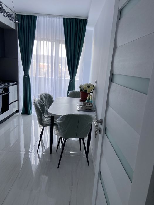 Vand apartament 3 camere bloc nou  strada ostroveni