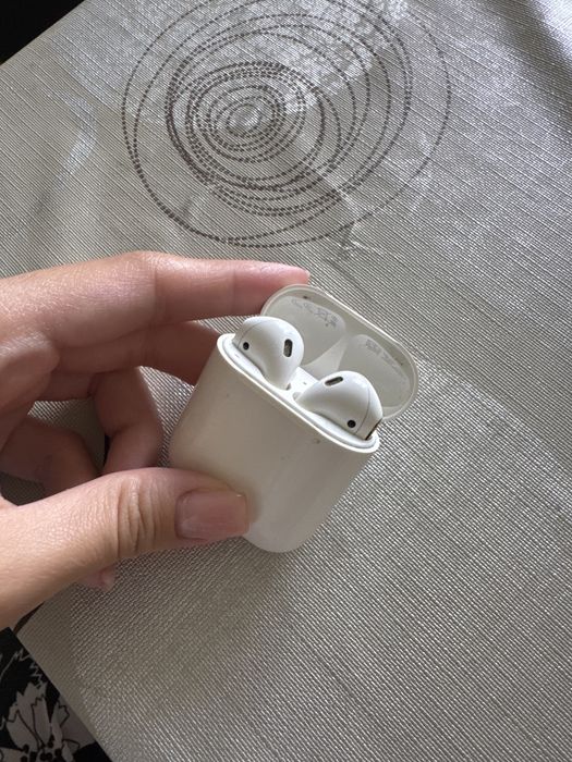 Airpods оригинал