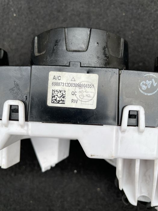 Управление Климатроник/Парно/Ford Fiesta/2010г./Фиеста