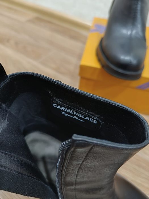 Женские кожаные полусапожки