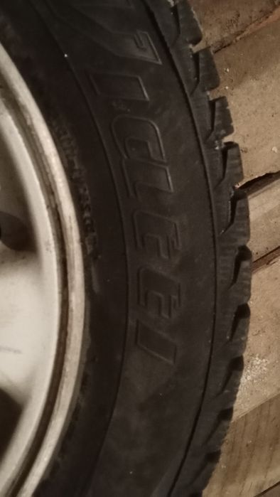 Продается шины виатти 2 штуки