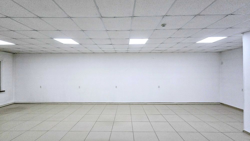 Продам 2-х этажное здание.