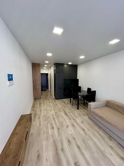 Квартира-студия на левом берегу