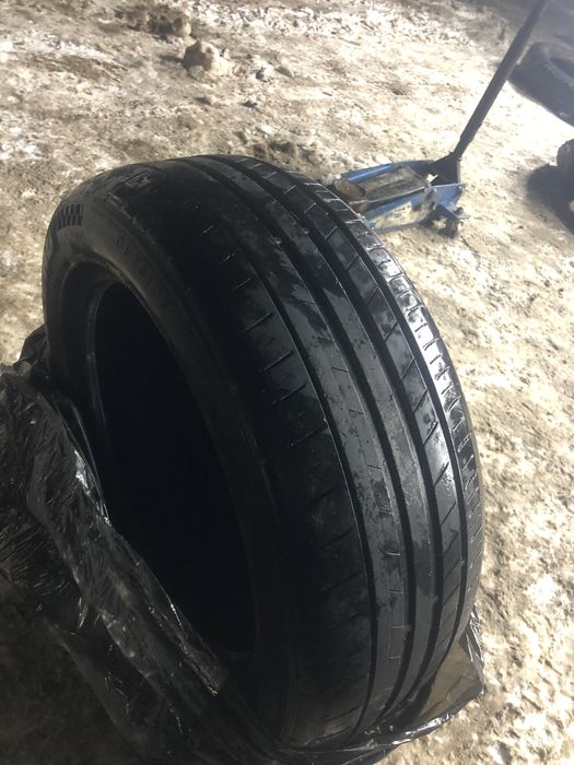 Продам резину 215/55/17 лето цена срочно