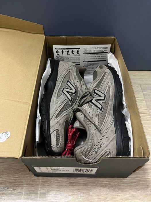 Кроссовки New Balance размер 37,5