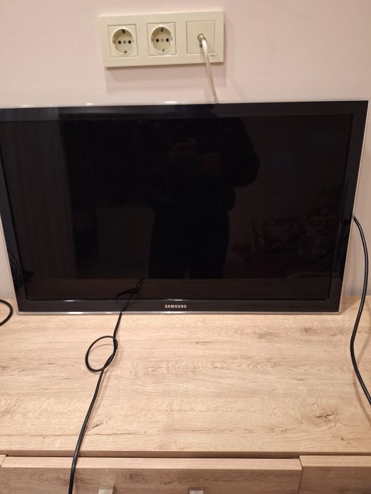 Продам телевизор самсунг
