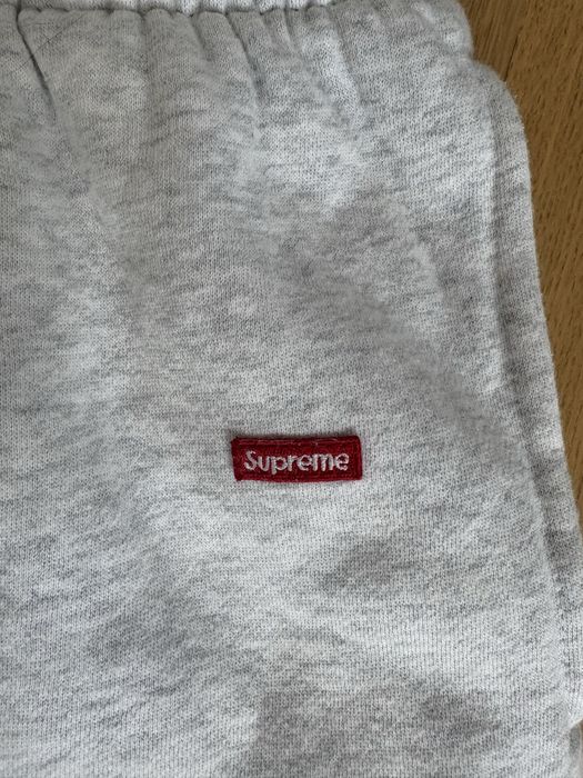 pantaloni scurti supreme