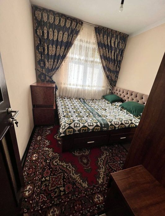 Sergeli 5a novostroyka 3/7/7 Srochna sotiladi