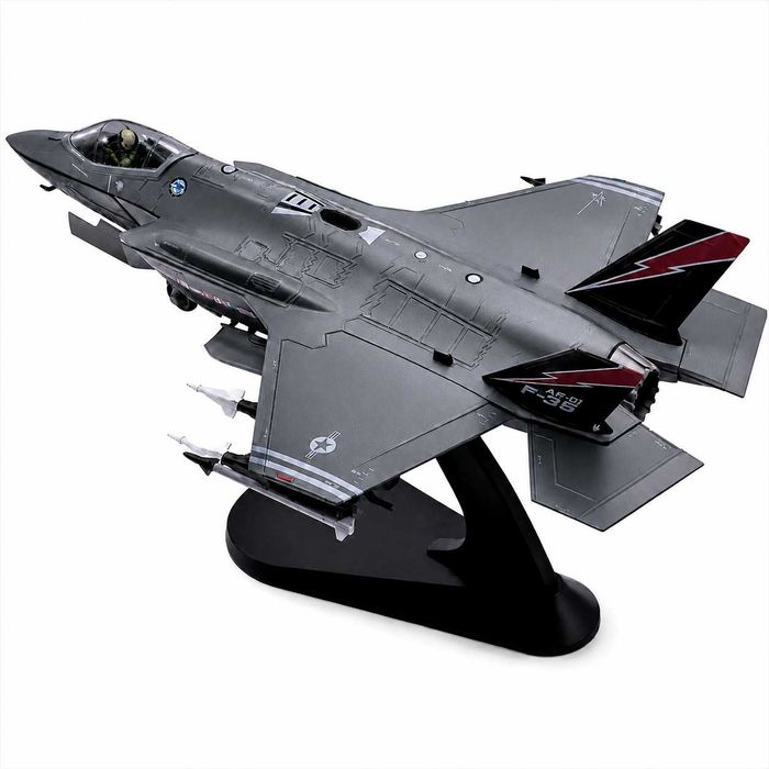 Macheta avion metalica F-35I Lightning II scara 1:72 22cm