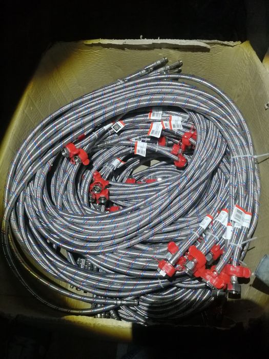 Продам Шланги 1.5см