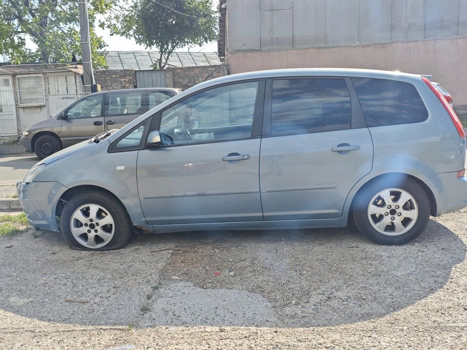 Vând Ford c-max pentru piese
