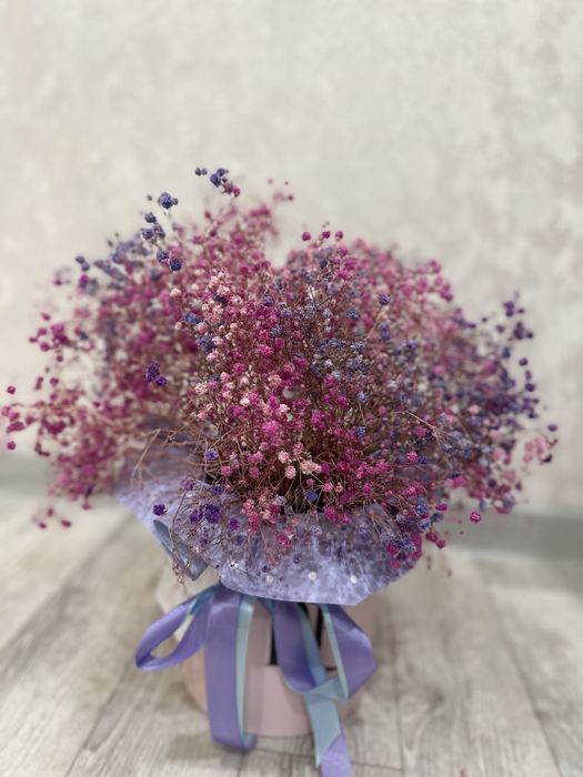 Цветы гипсофилы.