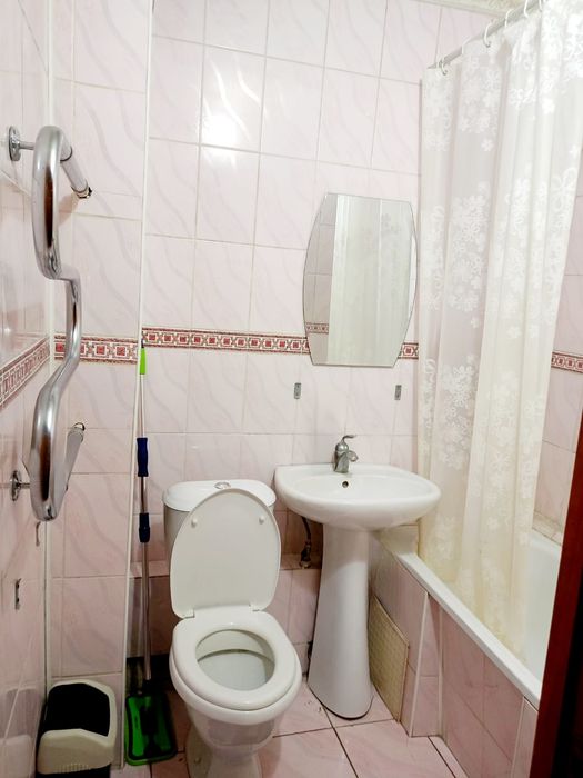продам 1-ком. 32кв. центр 3-этаж
