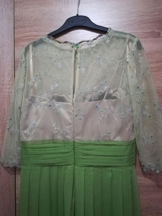 Rochie din voal cu dantelă