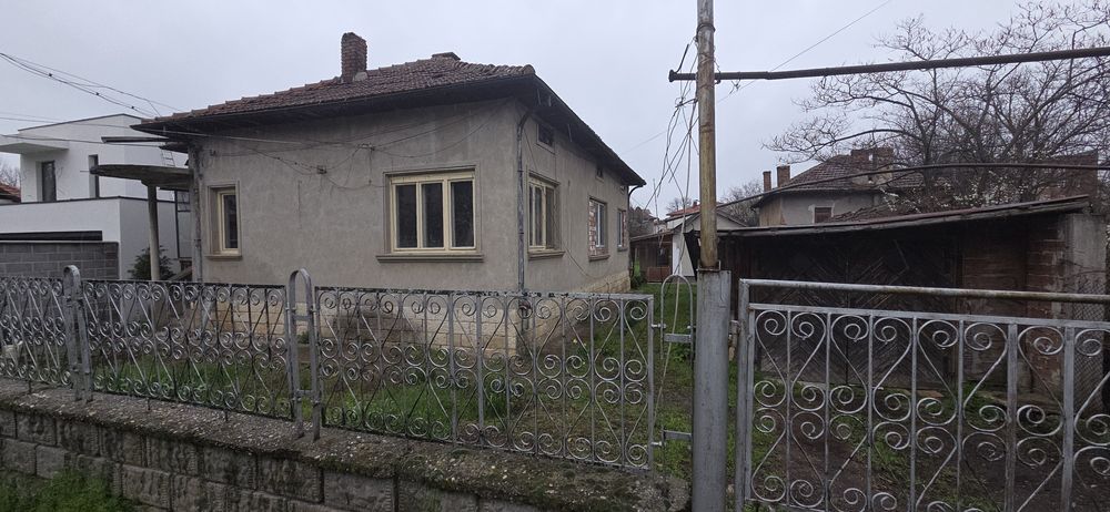 Къща в гр. Левски