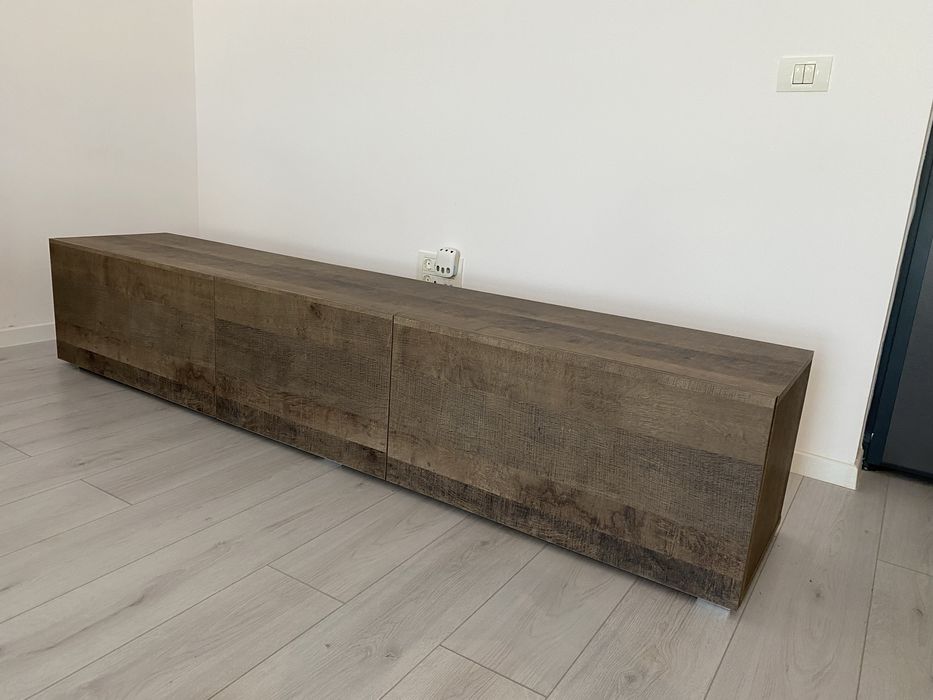 Montez mobila la domiciliul clientului,