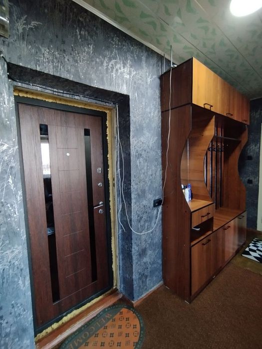 Продается квартира с мебелью. Второй микрорайон