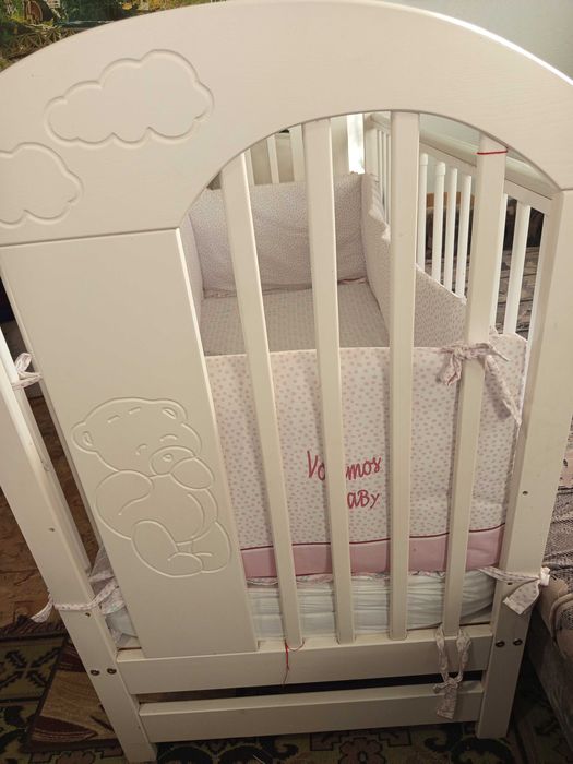 Детска кошара с матрак и обиколници