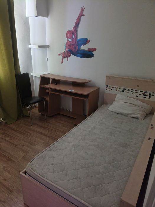 Închiriez apartament