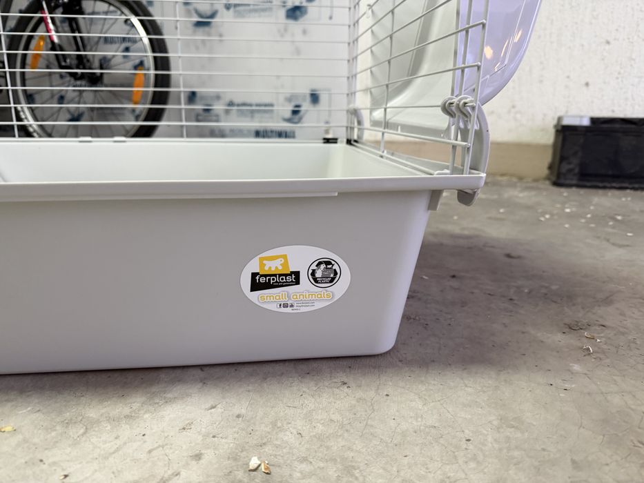 Клетка за малък домашен любимец