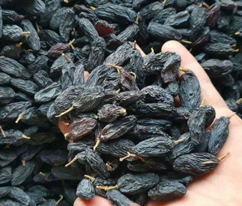 Qora kishmish mayizi sotiladi
