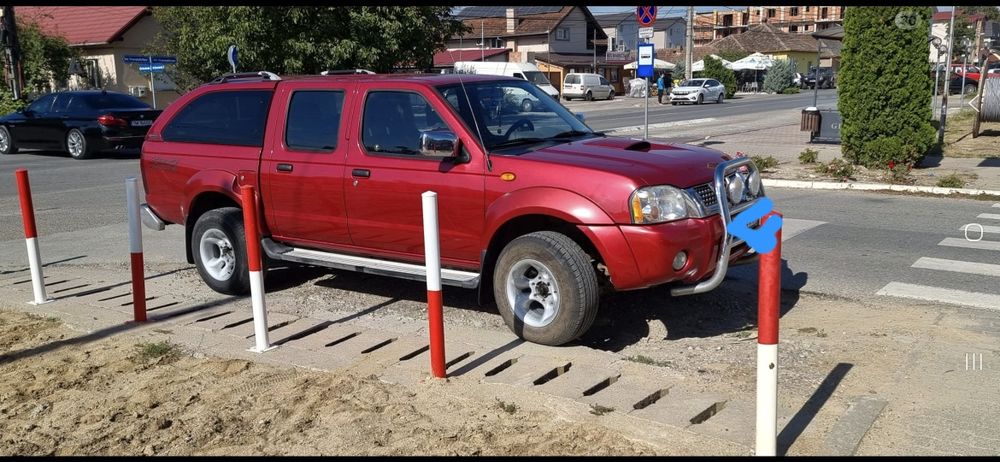 de vanzare NAVARA  NISSAN  având km 98 000 , stare foarte bună