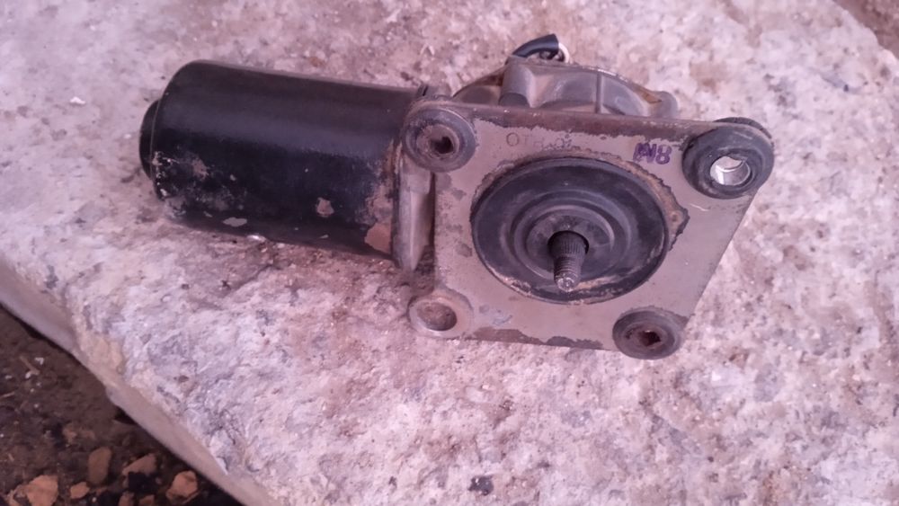 Моторчик дворник Киа спектра